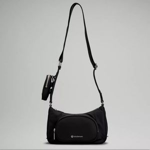 Lululemon cross body purse